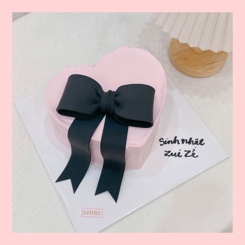 Bánh kem tone hồng đen - Bánh kem sinh nhật