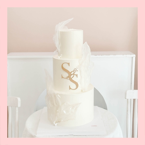 Bánh kem cưới nhà hàng lớn