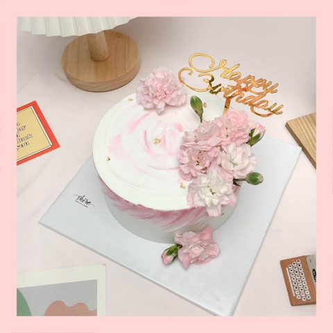 Bánh kem trang trí hoa tươi - Bánh kem sinh nhật cho nữ