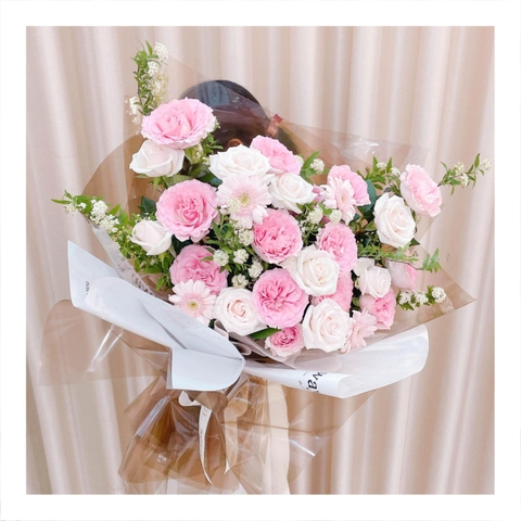 Bó hoa tươi tone hồng mix