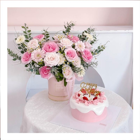 Set bánh & hoa tone hồng