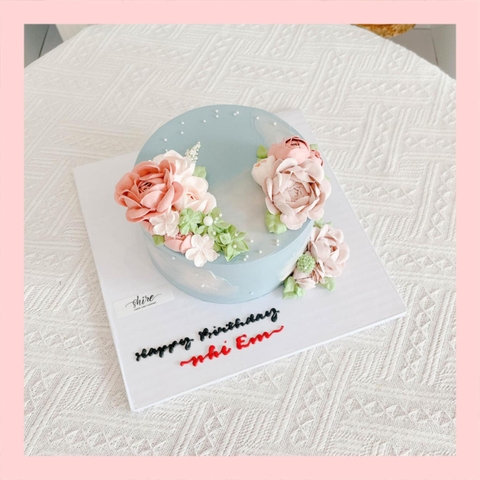 Bánh kem cưới bỏ quả 1 tầng trang trí hoa kem