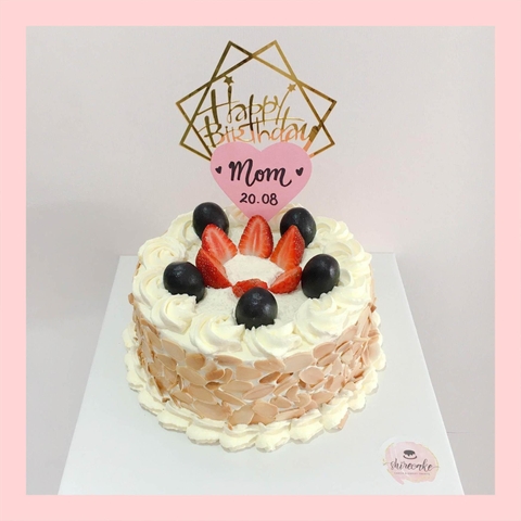 Bánh trang trí kem bắp và hạnh nhân - Bánh kem sinh nhật