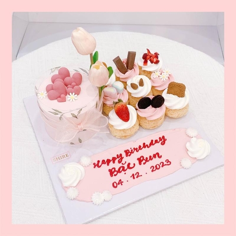 Set bánh nhiều loại
