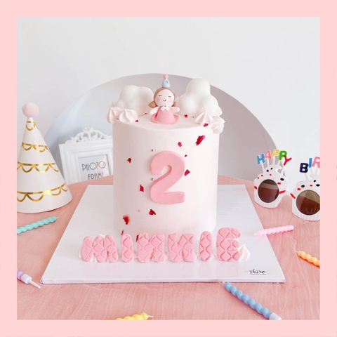 Bánh kem tạo hình em bé gái 3D xinh xắn cho bé gái - Bánh kem fondant