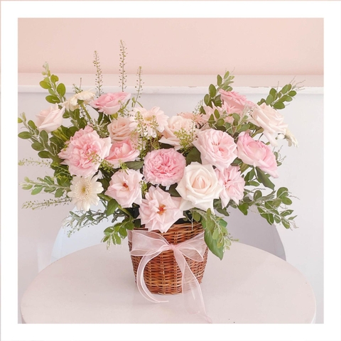 Giỏ/ Hộp hoa tươi tone hồng