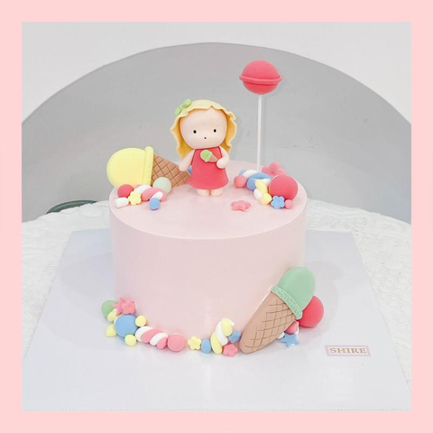 Bánh kem tạo hình em bé gái 3D xinh xắn cho bé gái - Bánh kem fondant
