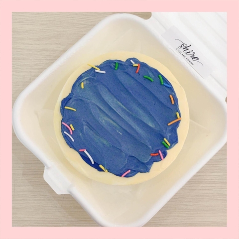 Mini Bento tone màu xanh dương - Bánh kem bơ mini hộp bã mía