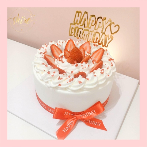 Bánh trang trí dâu - Bánh kem sinh nhật