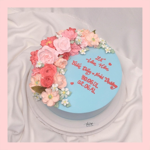 Bánh kem cưới bỏ quả 1 tầng trang trí hoa kem