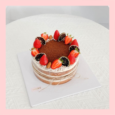 Tiramisu trang trí trái cây - Bánh kem tiramisu dạng ổ