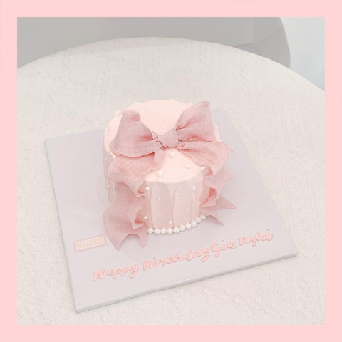 Bánh kem mini trang trí nơ nữ tính cho bạn gái - Bánh kem sinh nhật