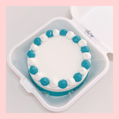 Mini Bento tone màu xanh dương - Bánh kem bơ mini hộp bã mía