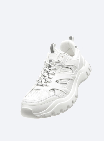 MONOCHROME TECHNICAL TRAINERS