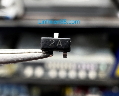 Tran TRANSISTOR SMD CODE 2A MMBT3906  2N3904 3904 0.2A 40V PNP DÁN (GÓI 20 CON)