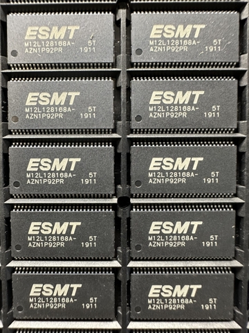 M12L128168A IC ram vang số ESMT M12L128168A-5T M12L128168A mới