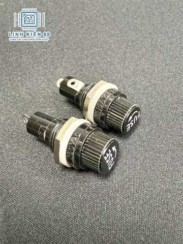 Hộp cầu chì ống FUSE 5*20mm 15A 250V mới