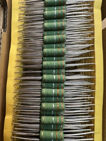 Điện trở cắm công suất 5W 0.22R 0.22 Ohm 5%