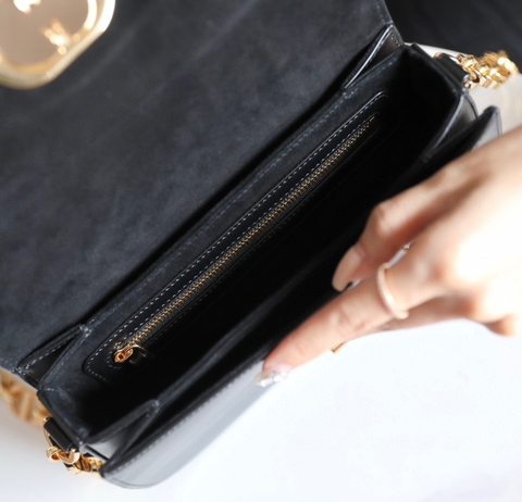 Dior 30 MONTAIGNE AVENUE BAG Black Box Calfskin M9260UMOA