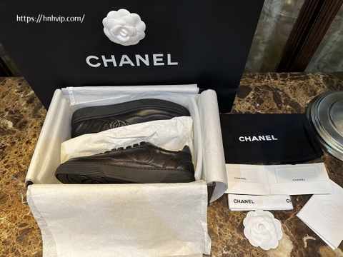Chanel black sneakers G45079