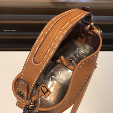 Delvaux Pin Mini Bucket Surpiquéen Taurillon Soft AA0607ATT0ADNDO Vegetal - Ivory
