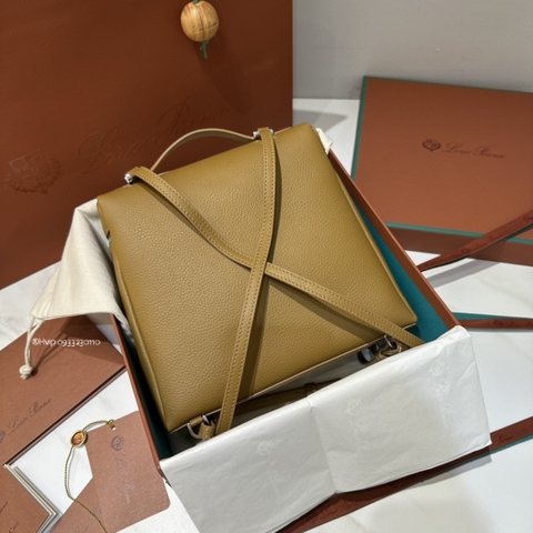 Loro Piana Extra Pocket backpack L23.5 Grained Calfskin FAN4041