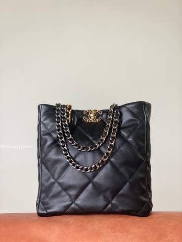 Chanel 19 tote bag