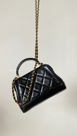 Chanel mini handle bag 2024