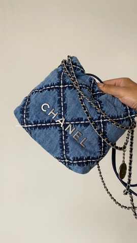 Chanel 22 mink denim