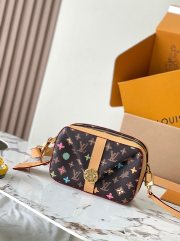 Louis Vuitton M24820 Envelope Messenger Lv1