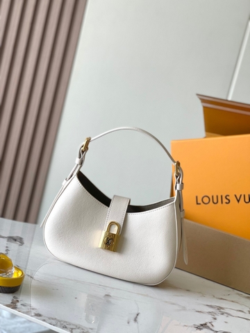 Louis Vuitton M24990 Low Key Shoulder Bag Lv1