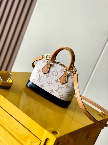 Louis Vuitton M46895 Nano Alma Lv1