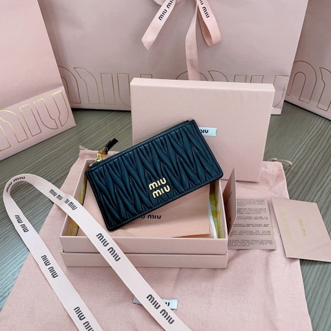 Miu Miu Matelassé nappa leather envelope wallet 5MB006 black M1