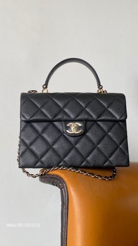 Chanel kelly handle bag