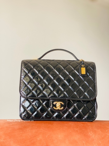 Chanel kelly handle bag