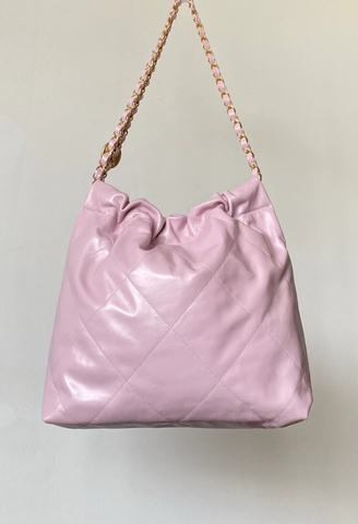 Chanel 22 pink leather bag