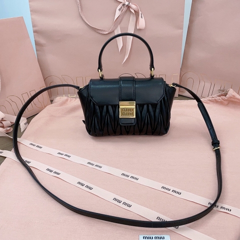 Miu Miu black matelassé nappa leather 5BP083