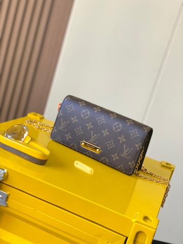 Louis Vuitton M82509 Wallet On Chain Lily