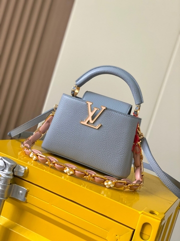 Louis Vuitton M23363 Capucines Mini
