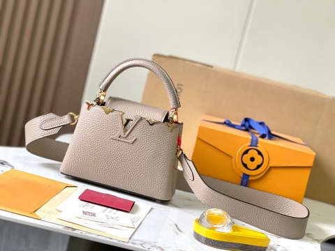 Louis Vuitton M24567 Capucines Mini