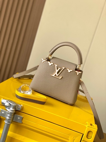 Copy of Louis Vuitton M24567 Capucines Mini