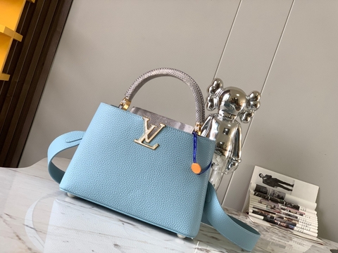 Louis Vuitton M21166 Capucines BB