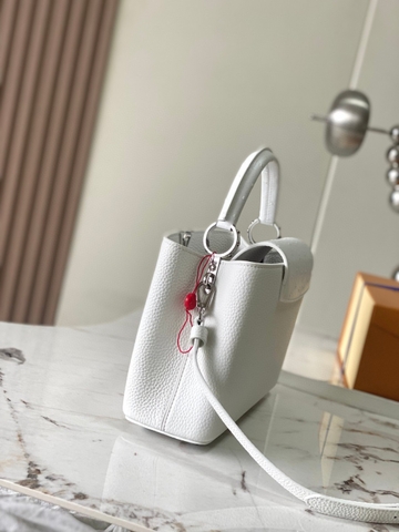 Louis Vuitton N81409 Capucines BB