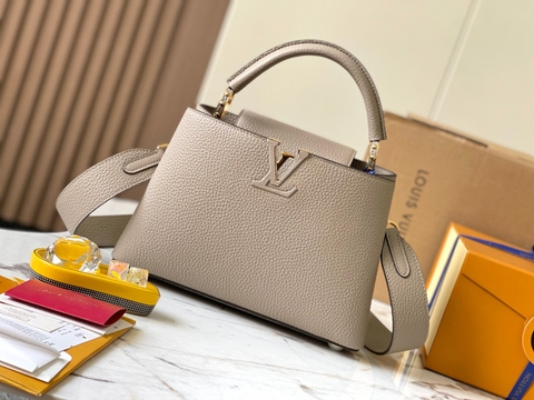 LOUIS VUITTON M94634 Capucines BB