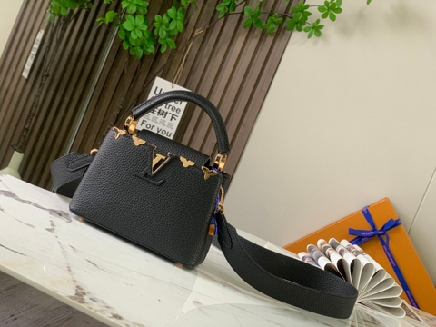 LOUIS VUITTON M56669 Túi Capucines Mini