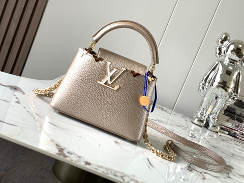 Louis Vuitton M22436 Capucines Mini