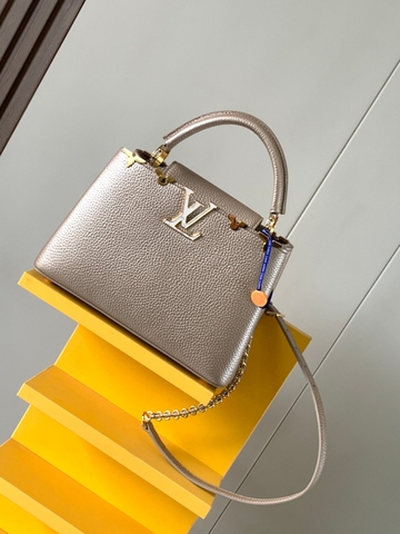 Louis Vuitton M22436 Capucines BB