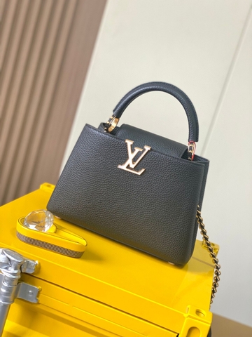 Louis Vuitton M23083 Capucines BB