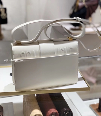 DIOR 30 MONTAIGNE BAG Latte Box Calfskin