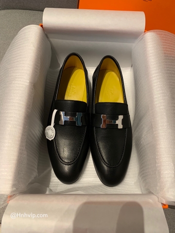 HERMES Paris loafer
